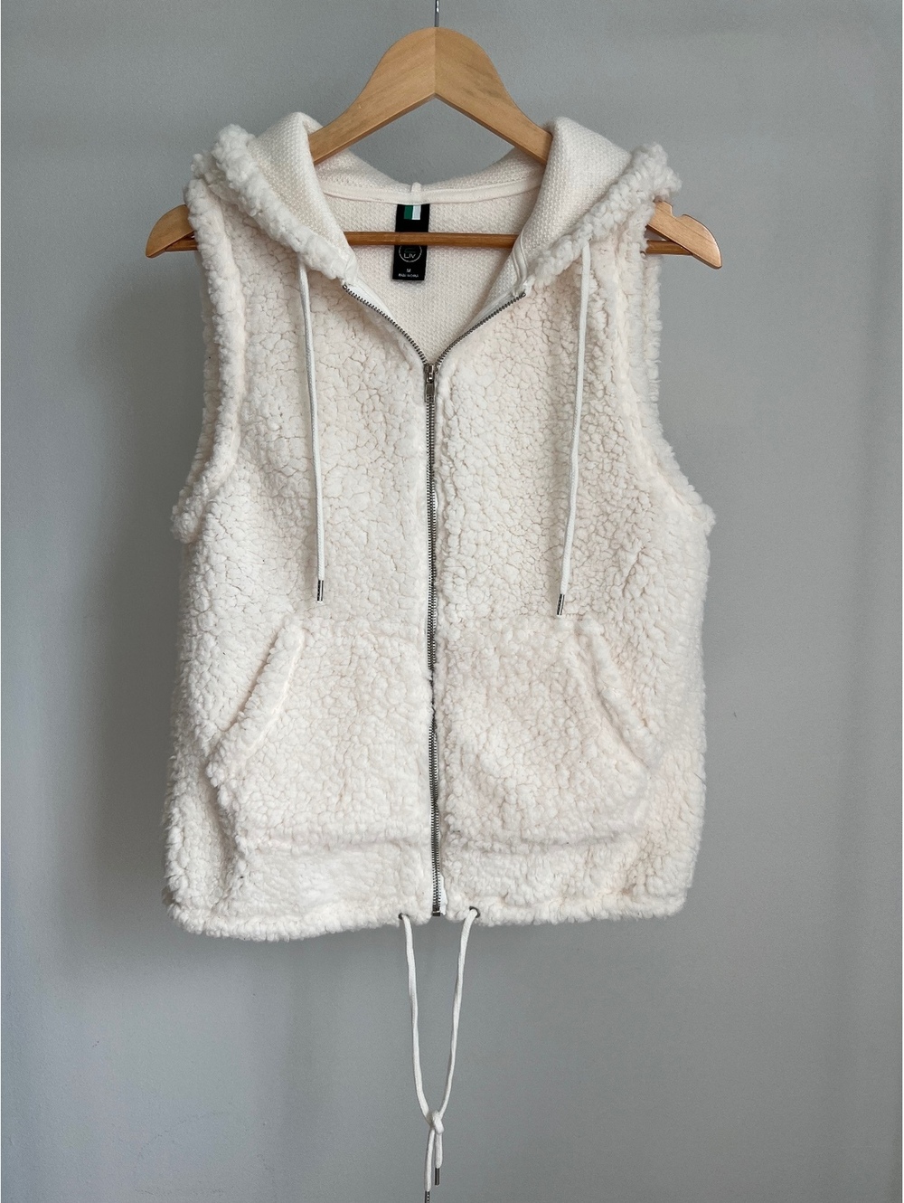 2 LIV Sherpa Teddy Fleece Hooded Zip Vest Ivory Cream Women’s Medium
